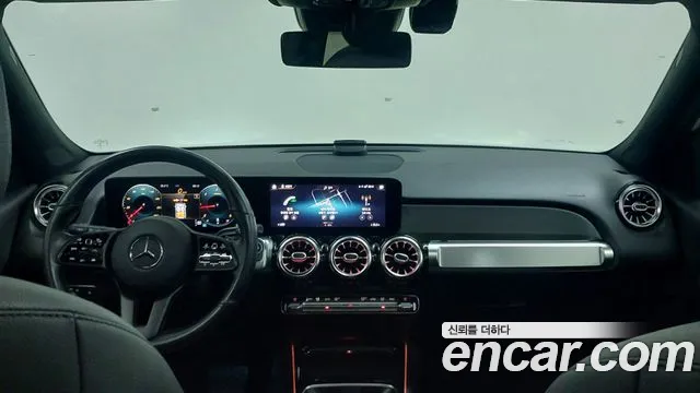 Mercedes-Benz GLB 2021 thumb 5