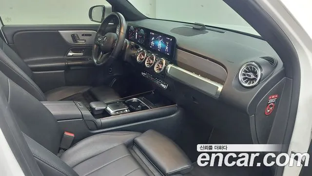 Mercedes-Benz GLB 2021 thumb 3