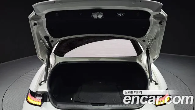 Hyundai Ioniq6 2023 thumb 11