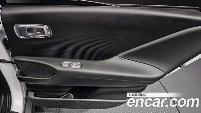Hyundai Ioniq6 2023 thumb 12