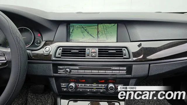 BMW 5 серии 2013 thumb 12