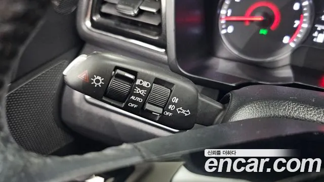 KGM Tivoli 2020 thumb 10