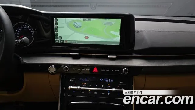 Kia Carnival 2023 thumb 3
