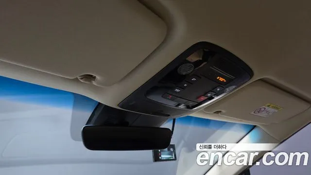 Kia Carnival 2023 thumb 6