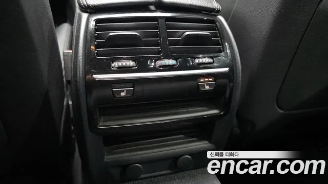 BMW 5 серии 2017 thumb 3