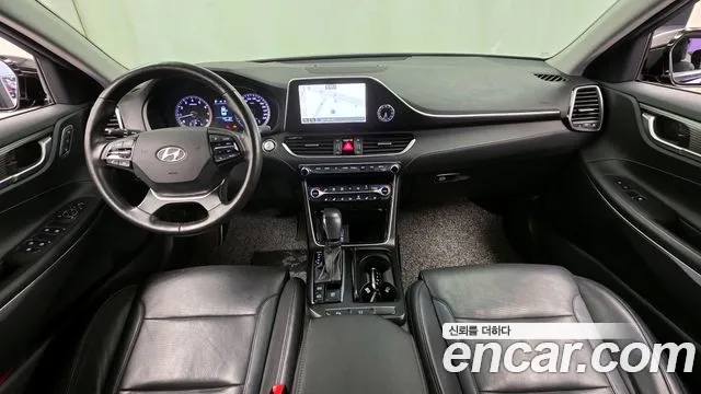 Hyundai Grandeur 2016 thumb 12