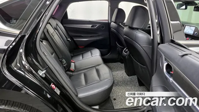 Hyundai Grandeur 2016 thumb 10