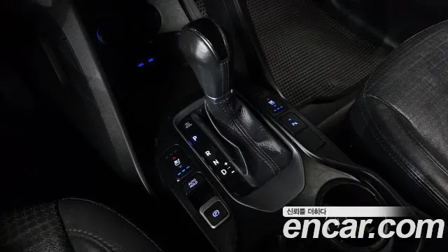 Hyundai DM 2013 thumb 3