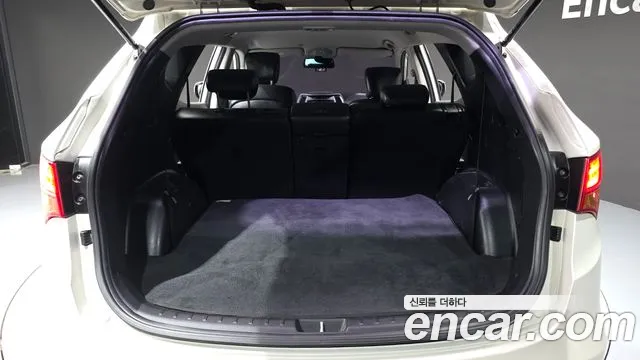 Hyundai DM 2013 thumb 5