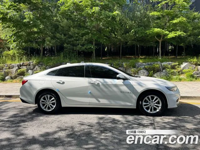 Chevrolet Malibu 2017 thumb 7