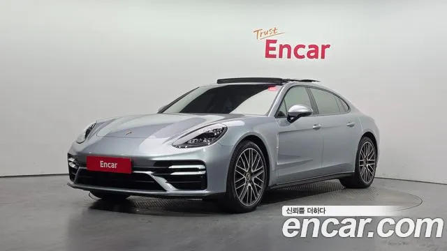 Porsche Panamera 2021 thumb 2