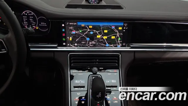 Porsche Panamera 2021 thumb 5