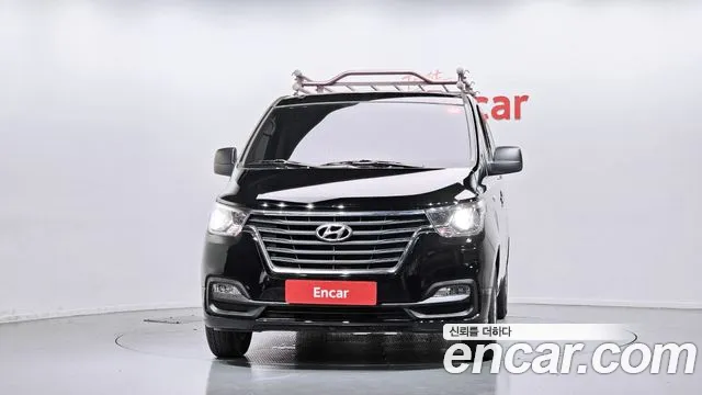 Hyundai Staria 2019 thumb 12