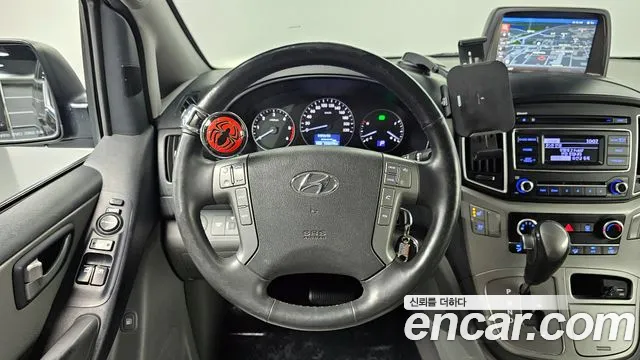 Hyundai Staria 2019 thumb 9