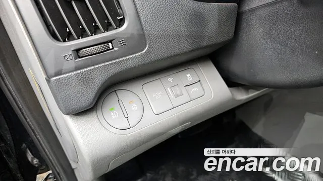 Hyundai Staria 2019 thumb 4
