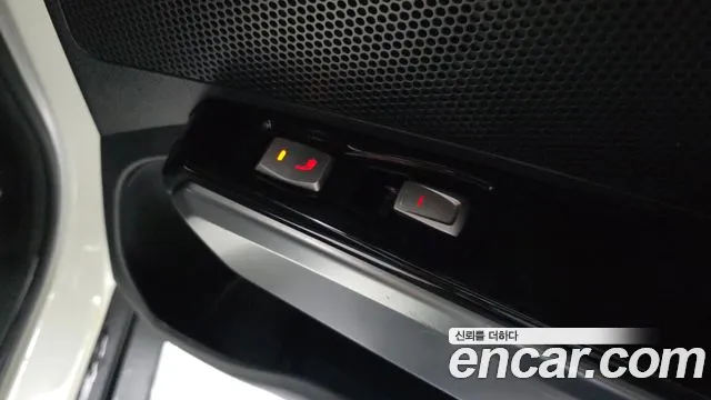 KGM TIBOLI 2019 thumb 6