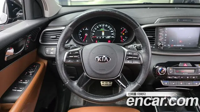 Kia Sorento 2017 thumb 8