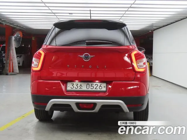 KGM Tivoli Air 2016 thumb 4