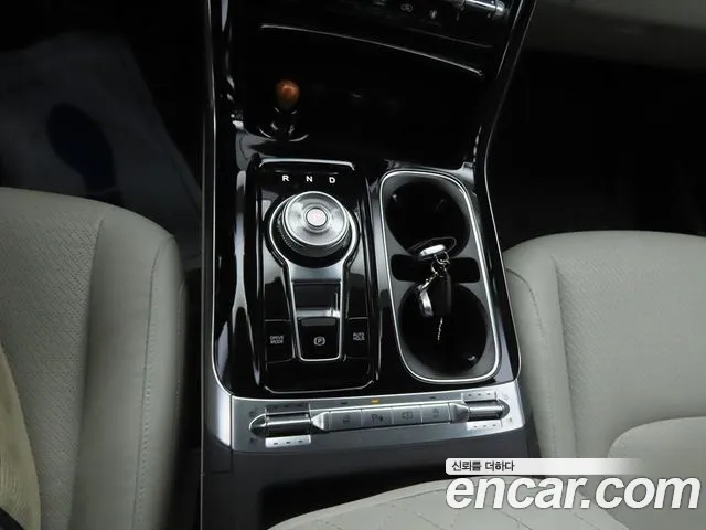 Kia Carnival 2021 thumb 5