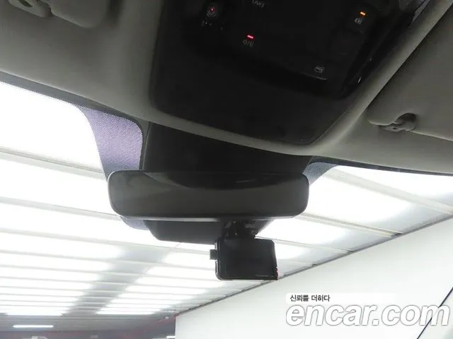 Kia Carnival 2021 thumb 8