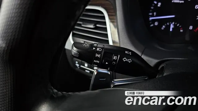 Genesis G80 2019 thumb 2
