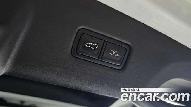 Kia Carnival 2024 thumb 7