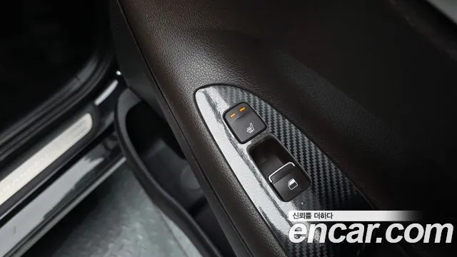 Hyundai Grandeur 2017 thumb 4