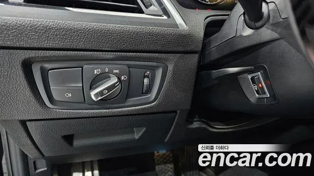BMW M2 2018 thumb 9