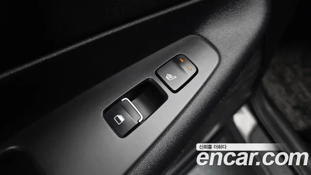 Hyundai Santa Fe 2020 thumb 11