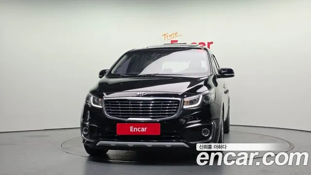 Kia Carnival 2016 thumb 10
