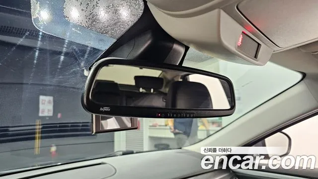 Renault SM6 2019 thumb 11