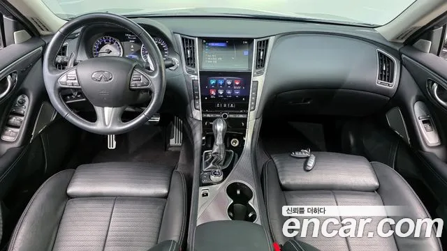 Infiniti Q50 2017 thumb 6