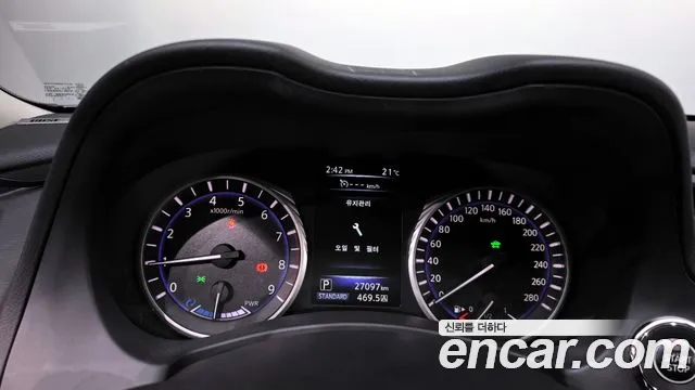 Infiniti Q50 2017 thumb 2