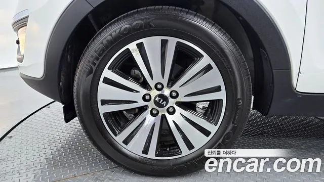 Kia Sportage 2013 thumb 9