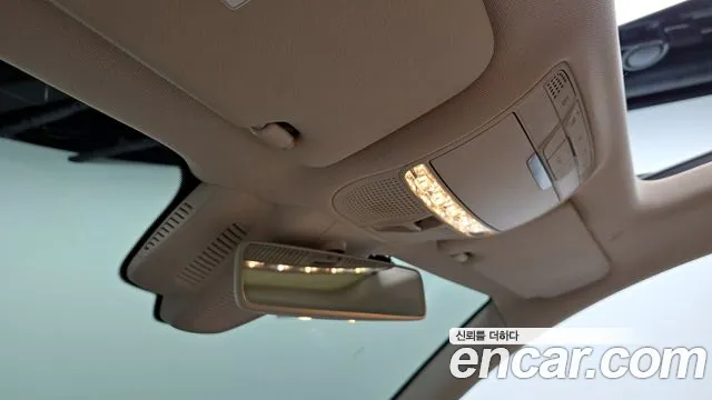 Mercedes-Benz E-Class 2019 thumb 11