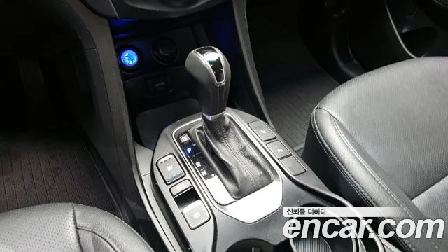 Hyundai DM 2013 thumb 3