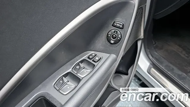 Hyundai DM 2013 thumb 12