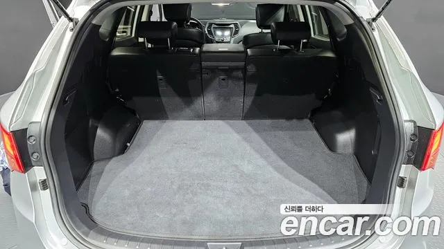 Hyundai DM 2013 thumb 10