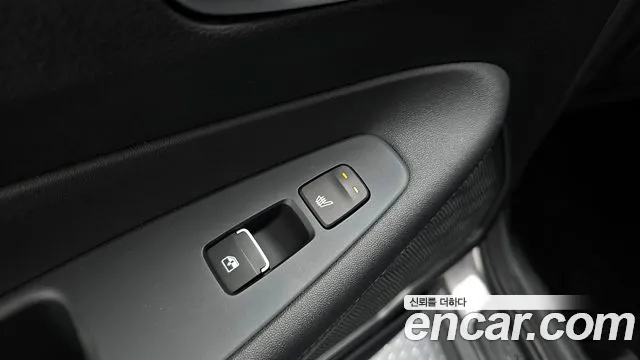 Hyundai Santa Fe 2022 thumb 6