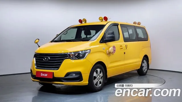 Hyundai Staria 2018 thumb 6