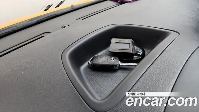 Hyundai Staria 2018 thumb 9