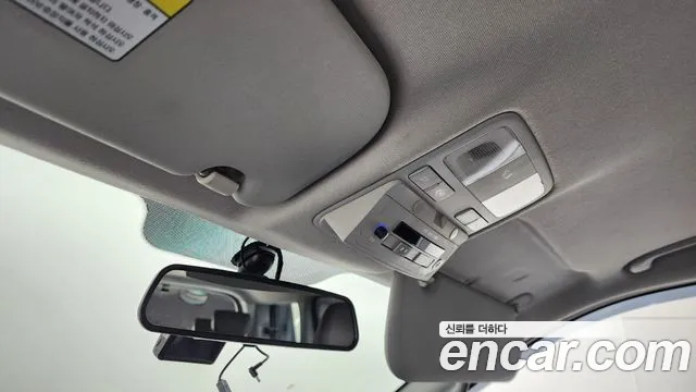 Hyundai Staria 2018 thumb 5