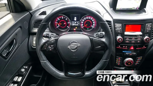 KGM Tivoli 2017 thumb 11