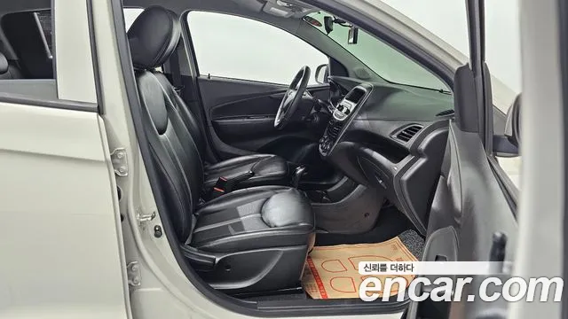 Chevrolet Spark 2019 thumb 6