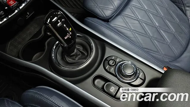 Mini Clubman 2022 thumb 10