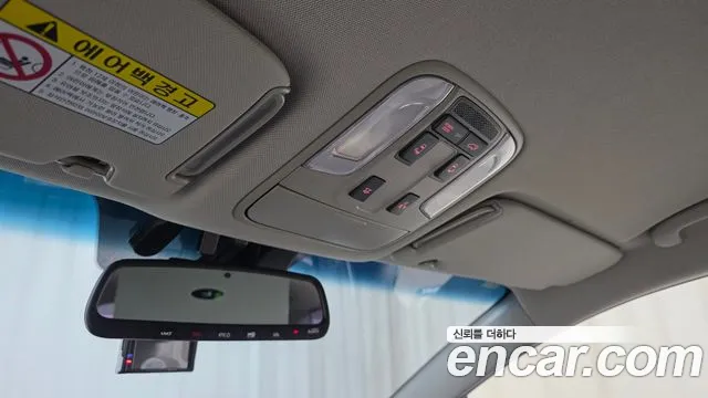 Kia Carnival 2018 thumb 12