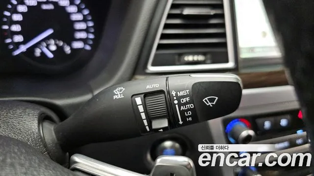 Genesis G80 2018 thumb 11