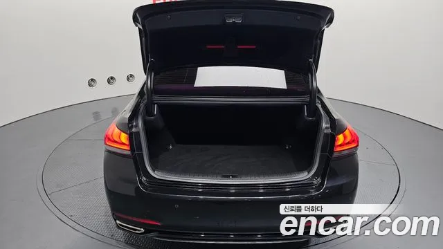 Genesis G80 2018 thumb 5