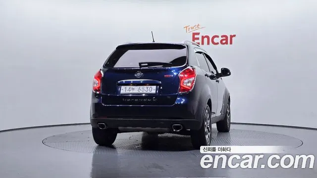 KGM Korando 2015 thumb 2