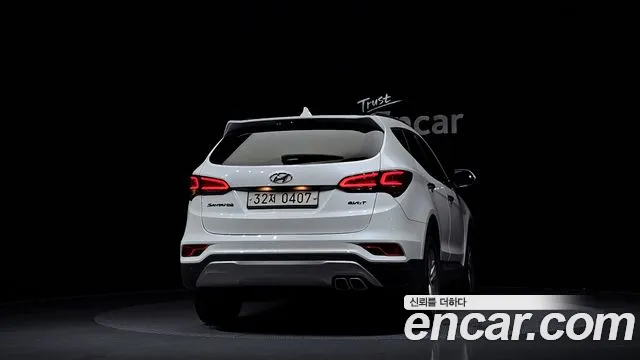 Hyundai Santafe 2016 thumb 9